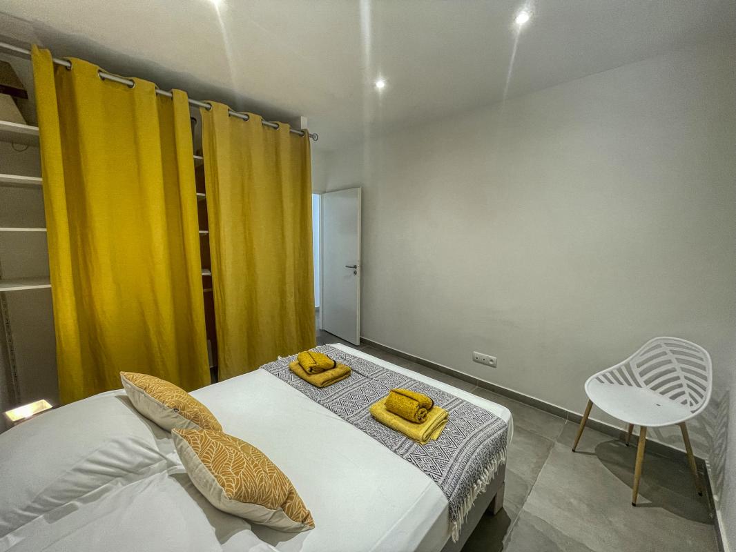 26-Location villa piscine Saint François Guadeloupe_chambre 2